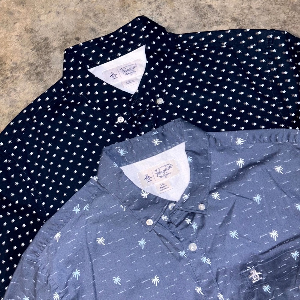 Lot of 2 Penguin Munsingwear Shirt Mens L Navy Blue Stars & Palm Print Button Up